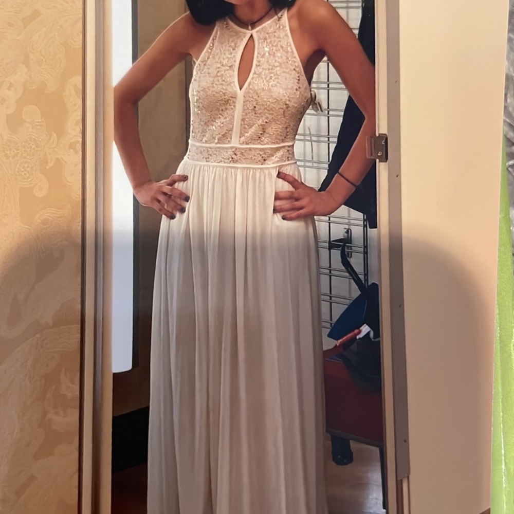 Morgan & Co Long Cream Dress; flowy and pretty